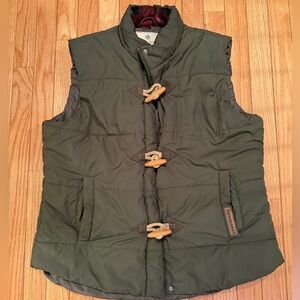 Legendary Whitetails Olive Green Fisherman Vest with Toggle Closures